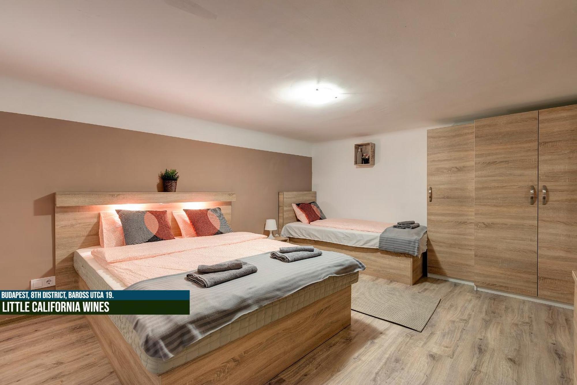 Little Americas Museum Apartments Budapest Exterior foto